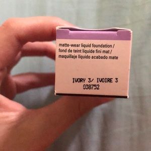 Mary Kay Makeup - Mary Kay ivory 3 foundation Mary Kay Makeup - Mary Kay ivory 3 foundation